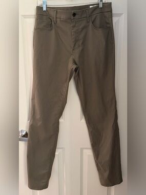 7 For All Mankind Men’s Stretch Slim/Straight Performance Pants, Green, 32x32